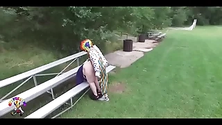 Hot BBW gets fucked in a park in light of day